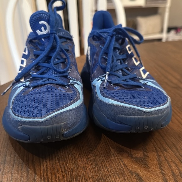 Adidas Impact FLX I Mahomes Low Royal Blue Sneakers IF4803 Boys size 5 - Picture 3 of 7